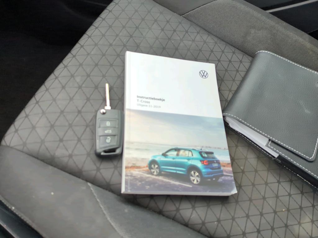 VOLKSWAGEN T-Cross 70 kW photo