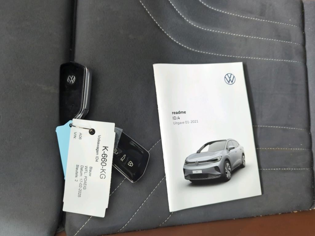 VOLKSWAGEN ID.4 photo