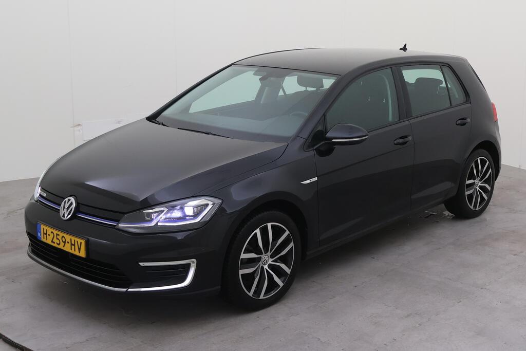 VOLKSWAGEN e-Golf