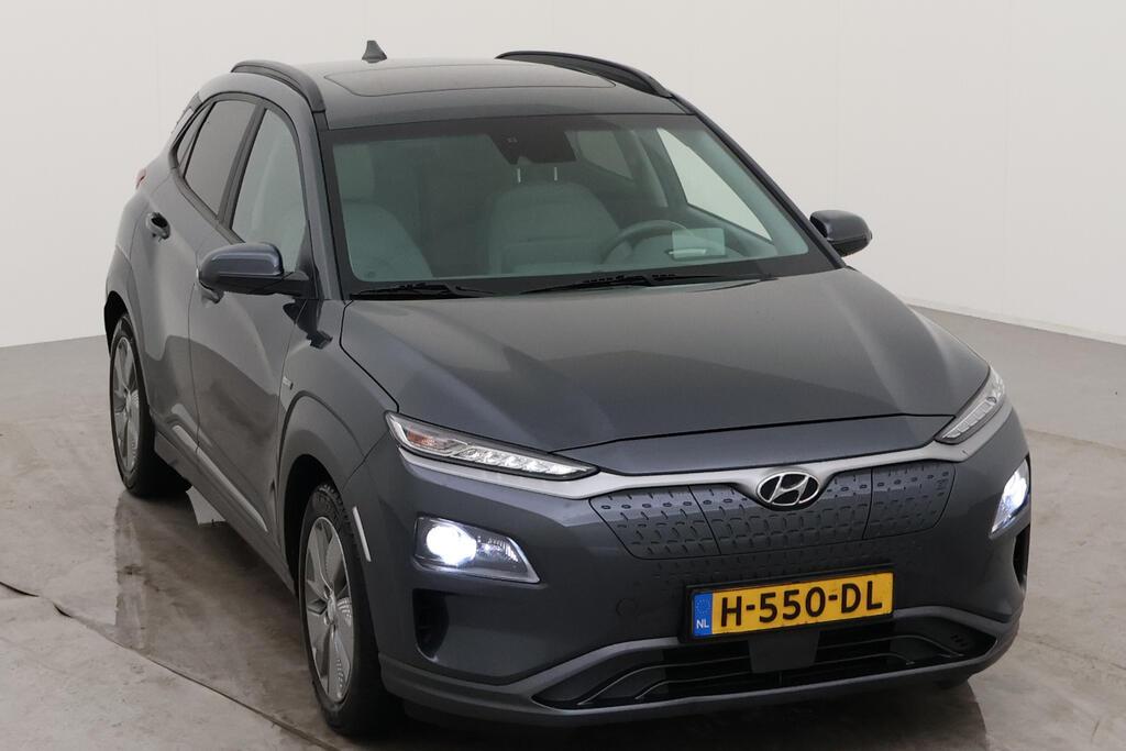 HYUNDAI Kona photo