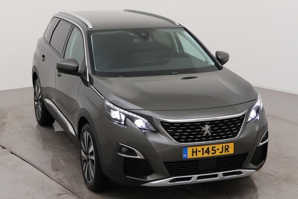 PEUGEOT 5008 96 kW photo