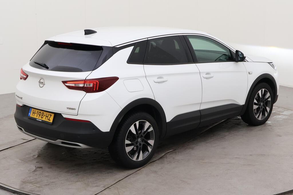 OPEL Grandland X 96 kW photo