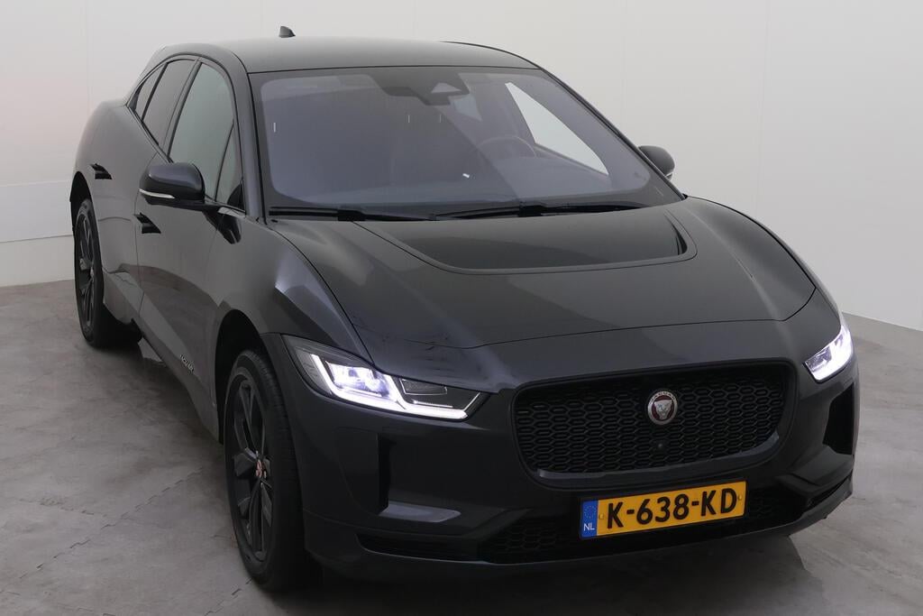 Jaguar I-PACE photo