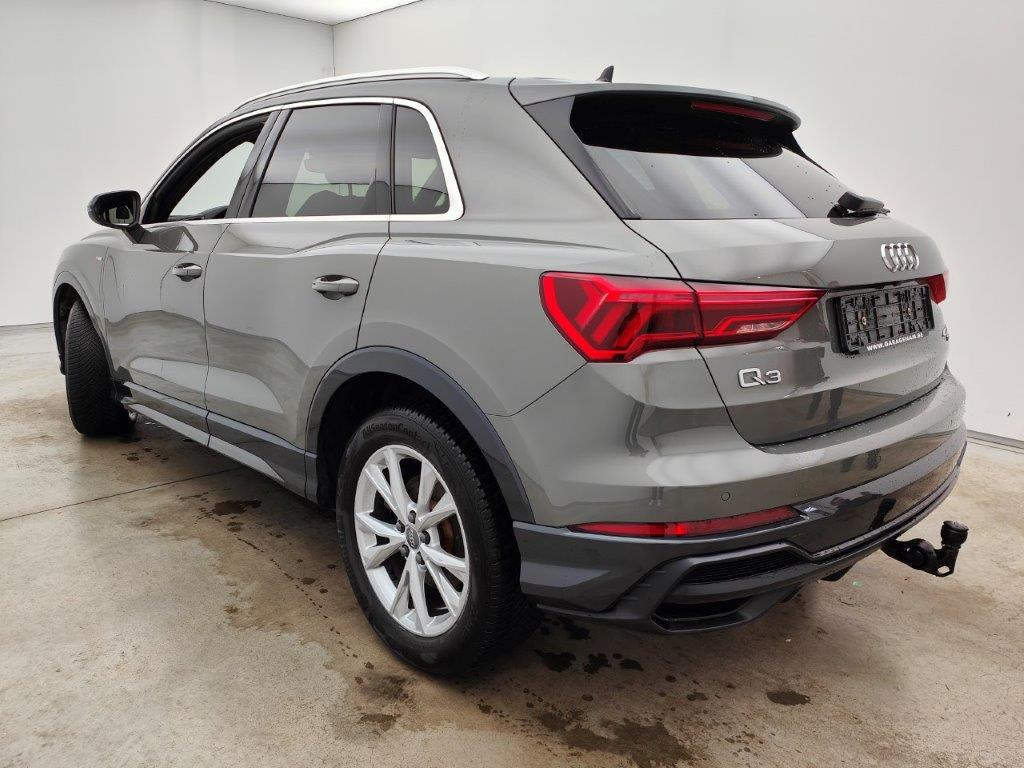 Audi Q3 40 TFSI quattro S Line 5d photo