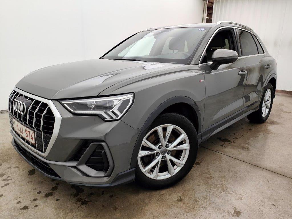 Audi Q3 40 TFSI quattro S Line 5d photo