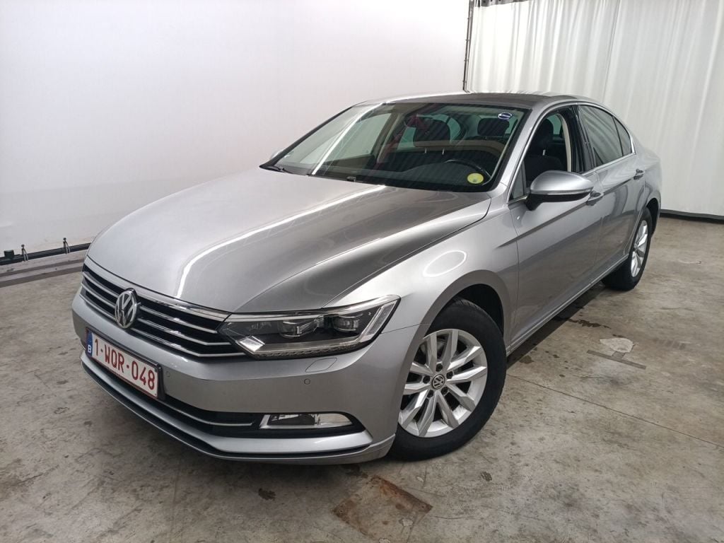 Volkswagen Passat 1.6 TDI Comfortline Business DSG7 4d photo