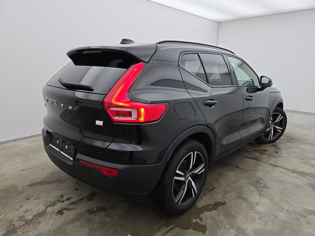 Volvo XC40 T5 Recharge Geartronic R-Design 5d photo