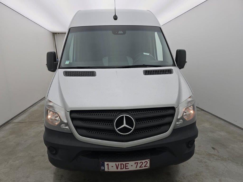 Mercedes-Benz Sprinter 516 CDI A2H1 5.0T 4d