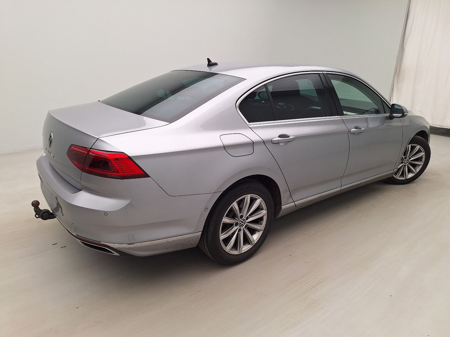 VW, Passat FL'19, Volkswagen Passat 2.0 TDI 90kW Elegance Business D photo