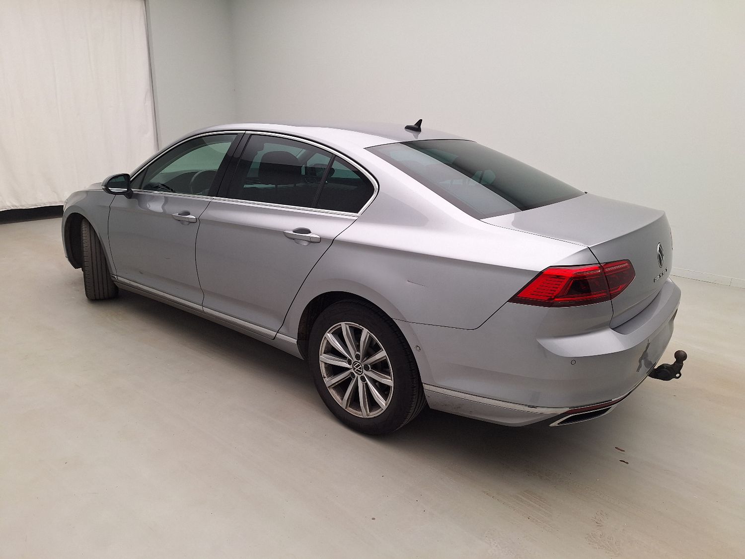 VW, Passat FL'19, Volkswagen Passat 2.0 TDI 90kW Elegance Business D photo