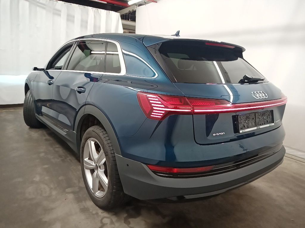 Audi E-Tron 55 Quattro 5d photo