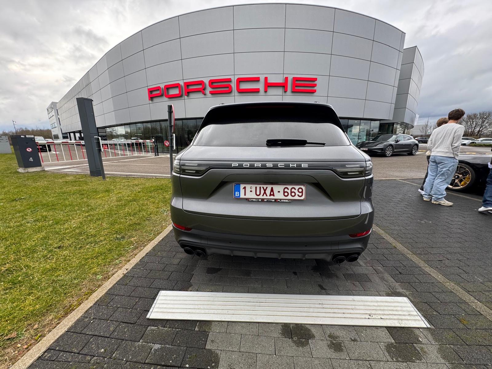 PORSCHE Cayenne Cayenne E-Hybrid photo