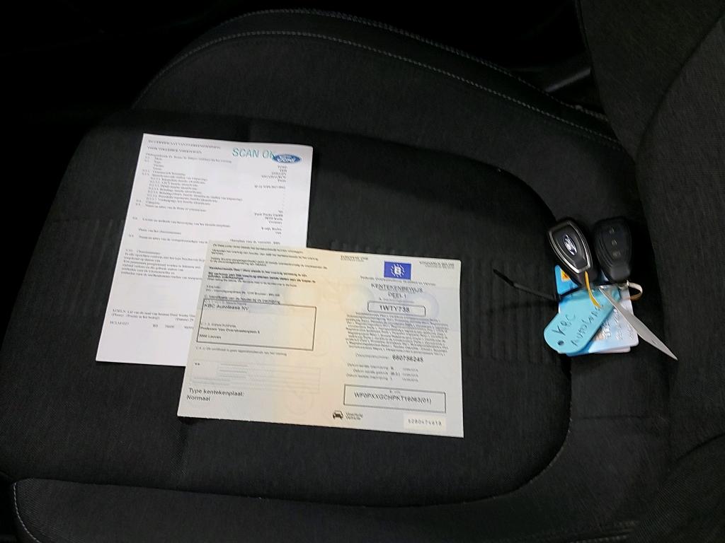 FORD - FOR FOCUS CLIPPER EcoBlue 120PK Active Business Pack Comfort &amp; Winter &amp; Rear Camera photo