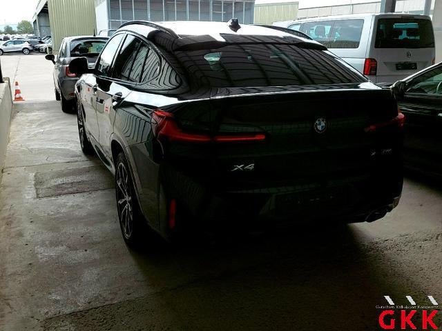 BMW X4 M Sportpaket photo