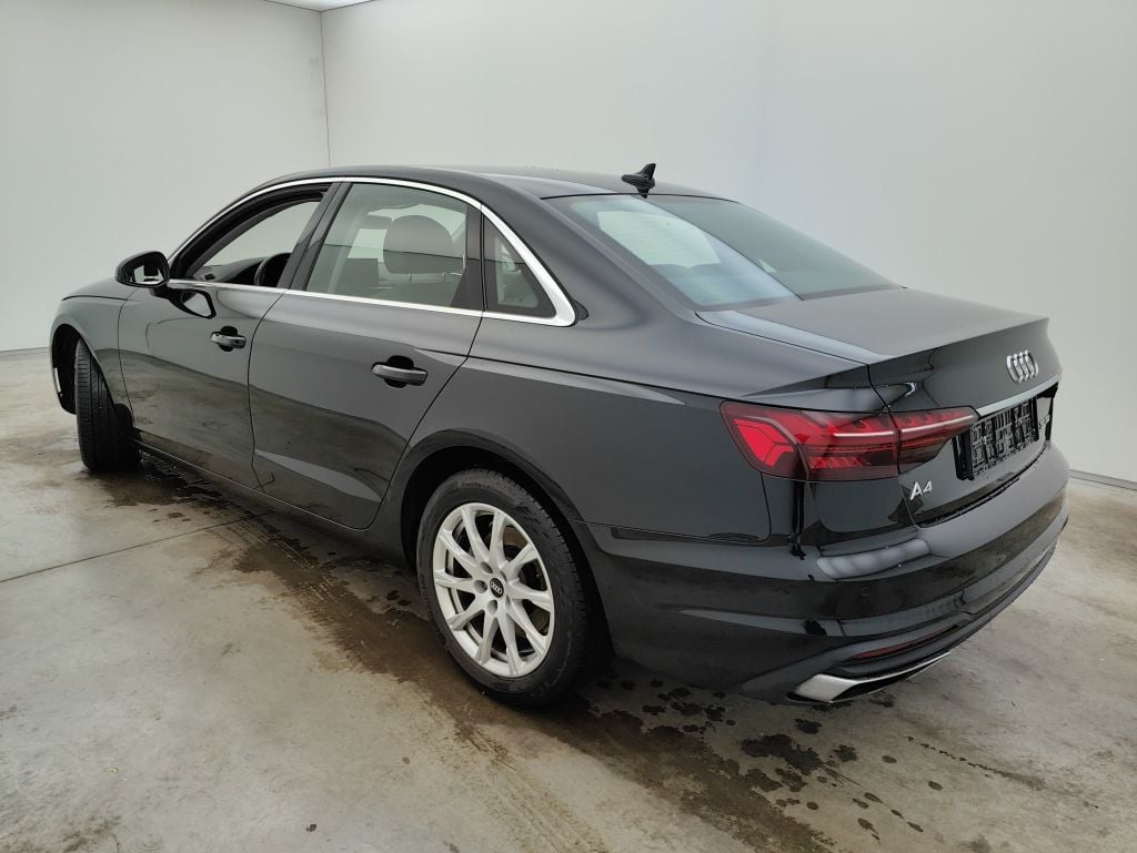 Audi A4 2.0 30 TDi 100kW S tronic Business Ed 4d photo