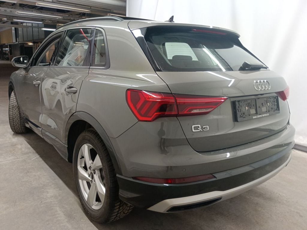 Audi Q3 35 TDI S tronic Advanced Business Editio 5d photo