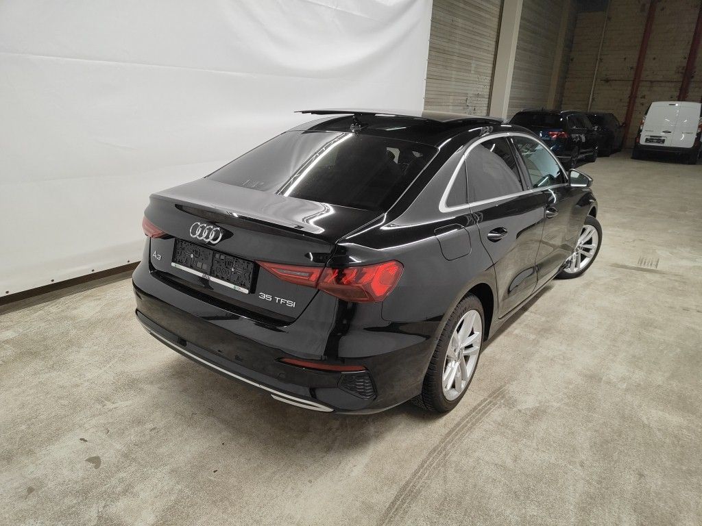 Audi A3 Berline 1.5 TFSi 35 110kW S tronic Advanced 4d photo