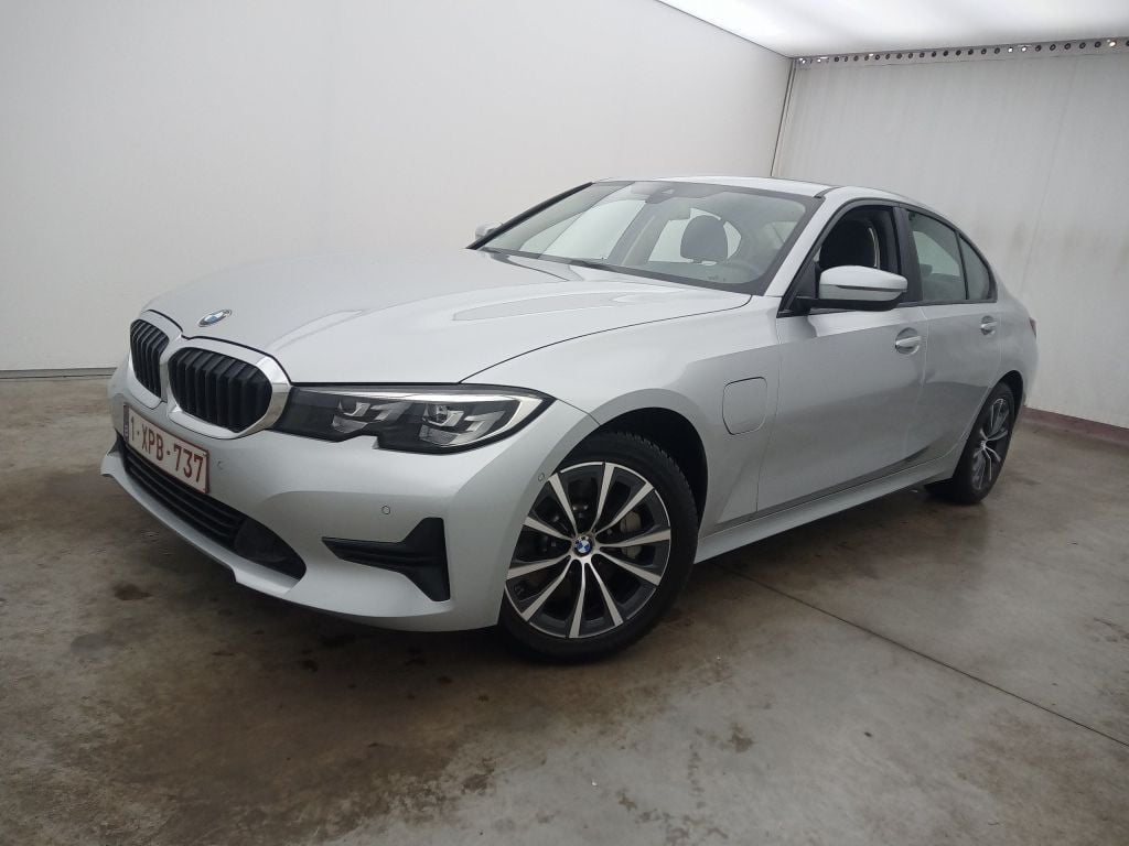 BMW 3 Reeks Berline 330e (215 kW) 4d photo