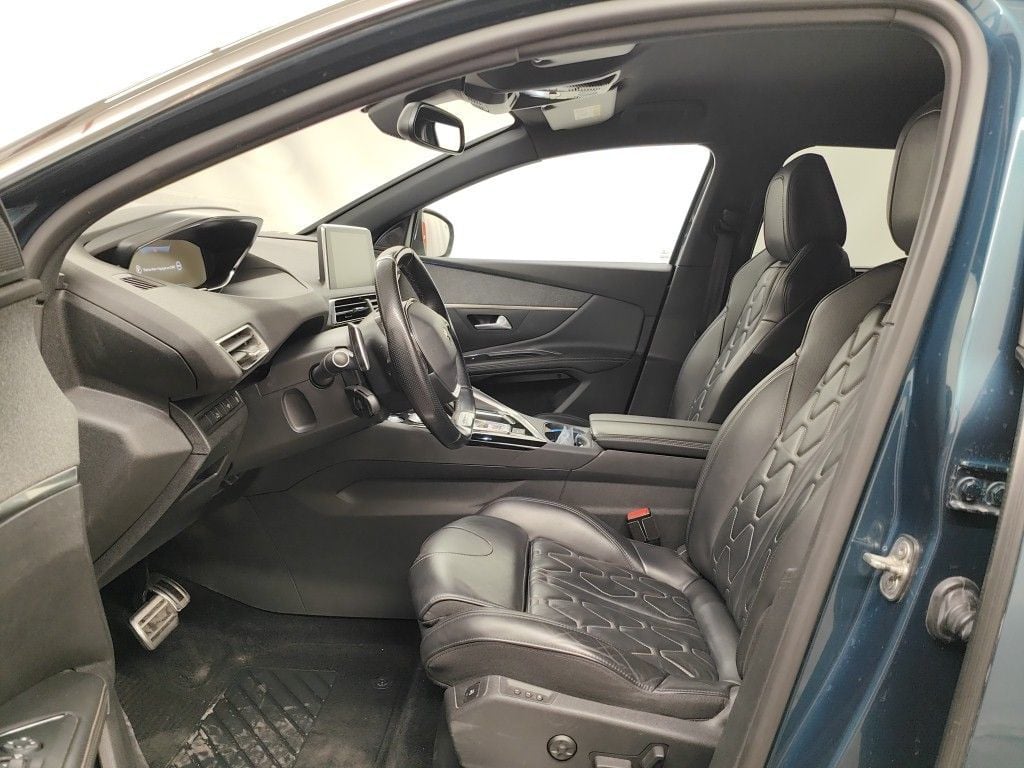 Peugeot 5008 2.0 BlueHDi 132kW S&S EAT8 GT Line 5d 7pl photo
