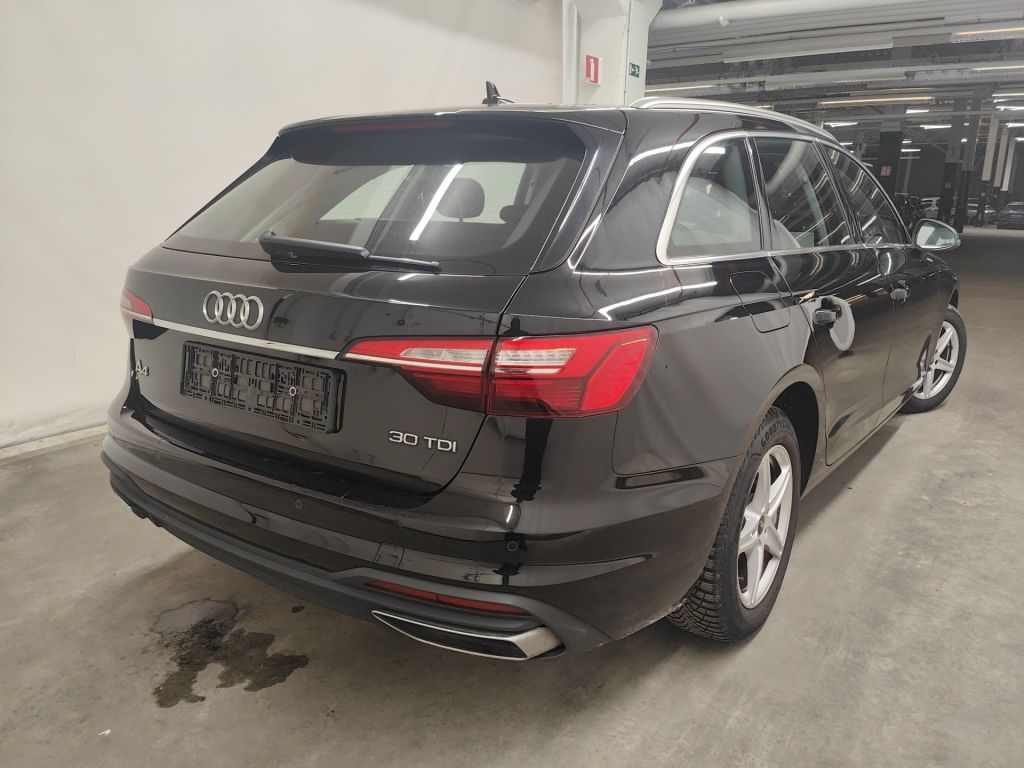 Audi A4 Avant 2.0 30 TDi 100kW S tronic Business Ed 5d photo