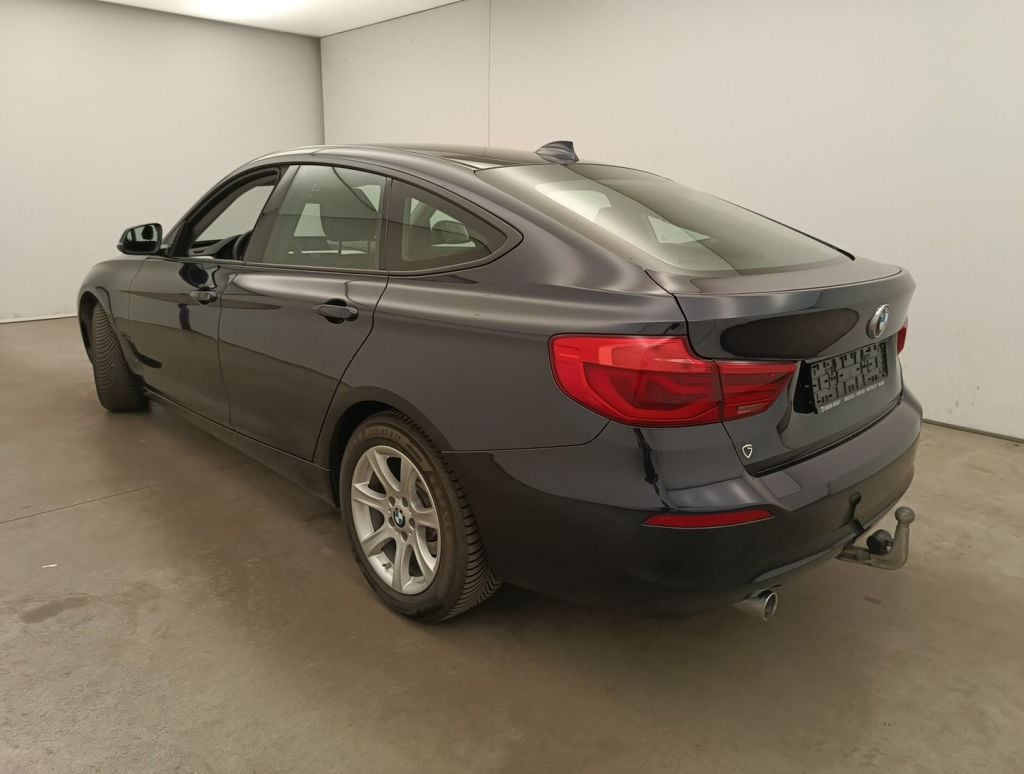 BMW 3 Reeks Gran Turismo 318d (100 kW) Aut. 5d photo
