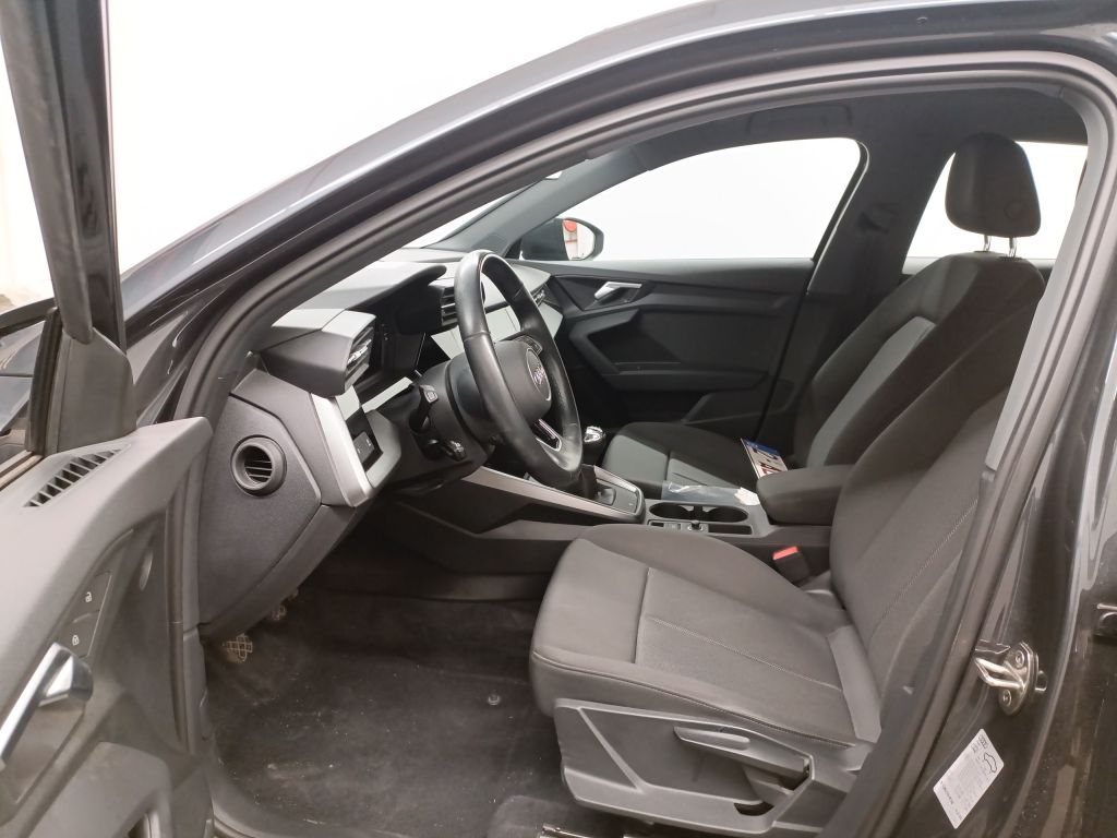 Audi A3 Sportback 1.0 30 TFSi 81kW Advanced 5d photo