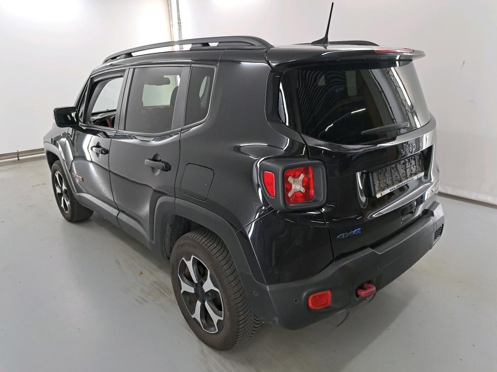 JEEP RENEGADE 1.3 TURBO T4 240 AWD AUTO TRAILHAWK Parking photo