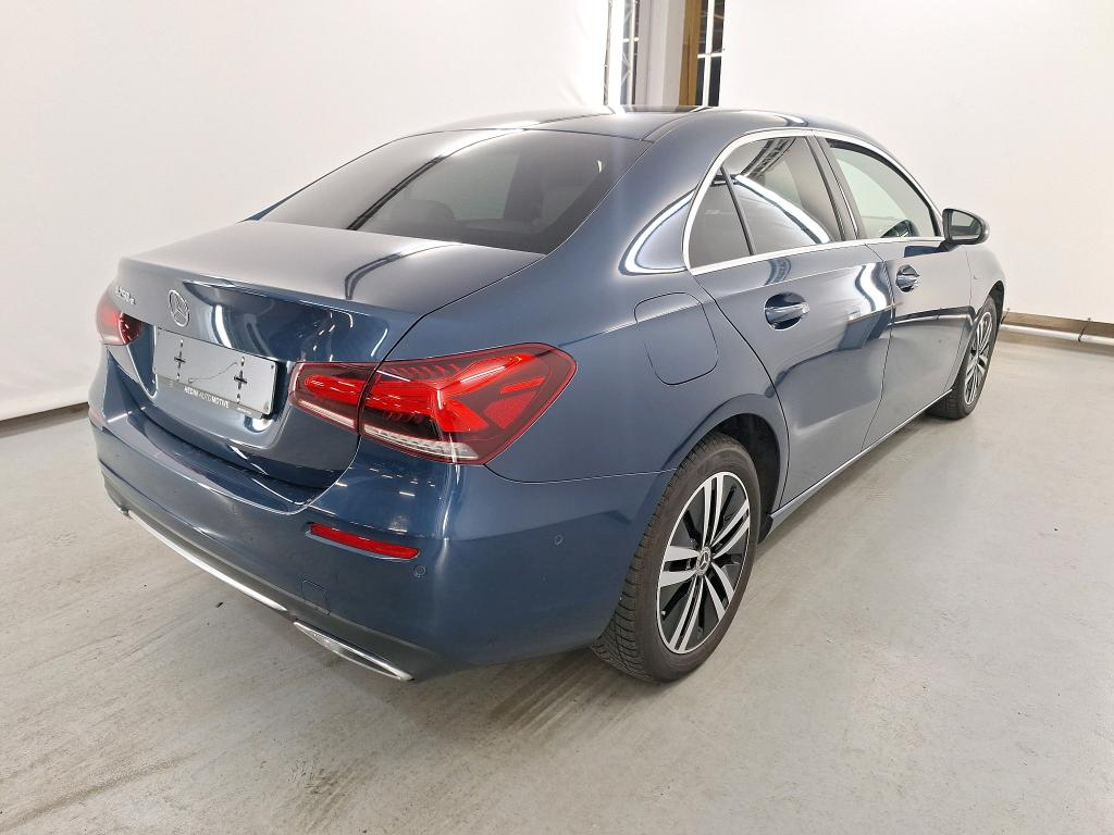 MERCEDES-BENZ A-CLASS LIMOUSINE 1.3 A 250 E BUSINESS SOLUTION DCT photo