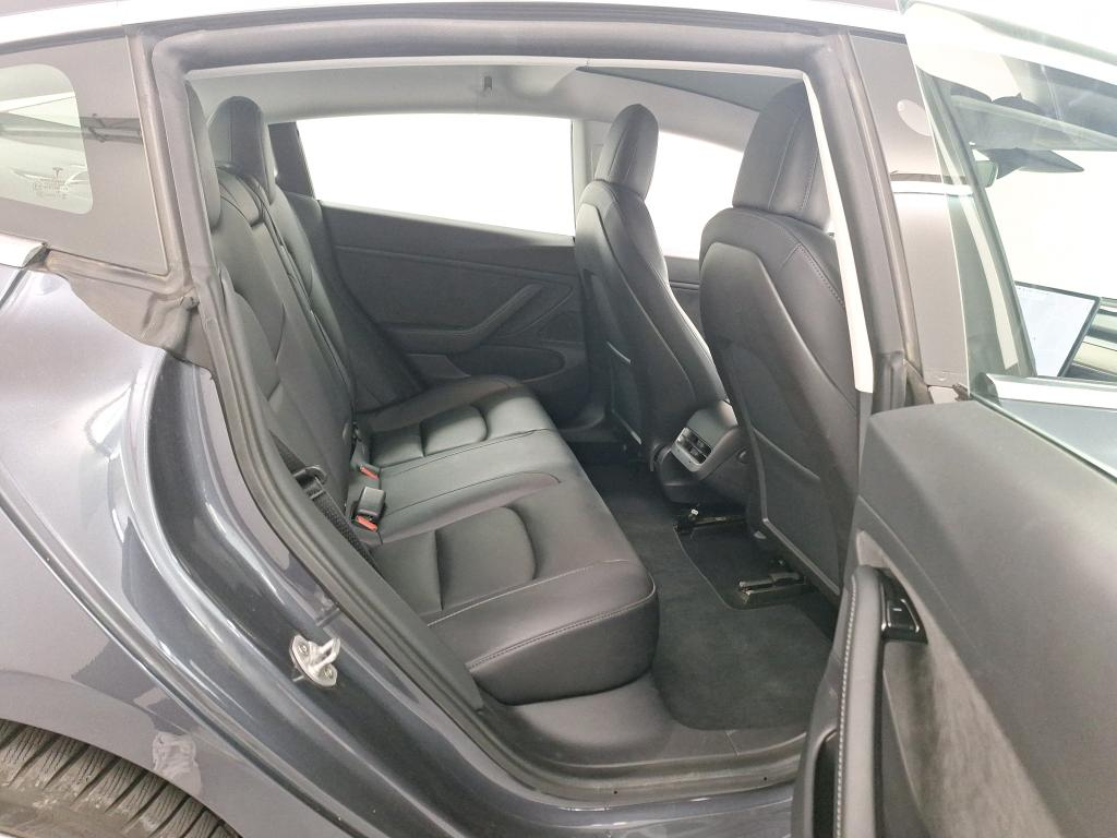 TESLA MODEL 3 75 kWh Long-Range Dual Motor photo