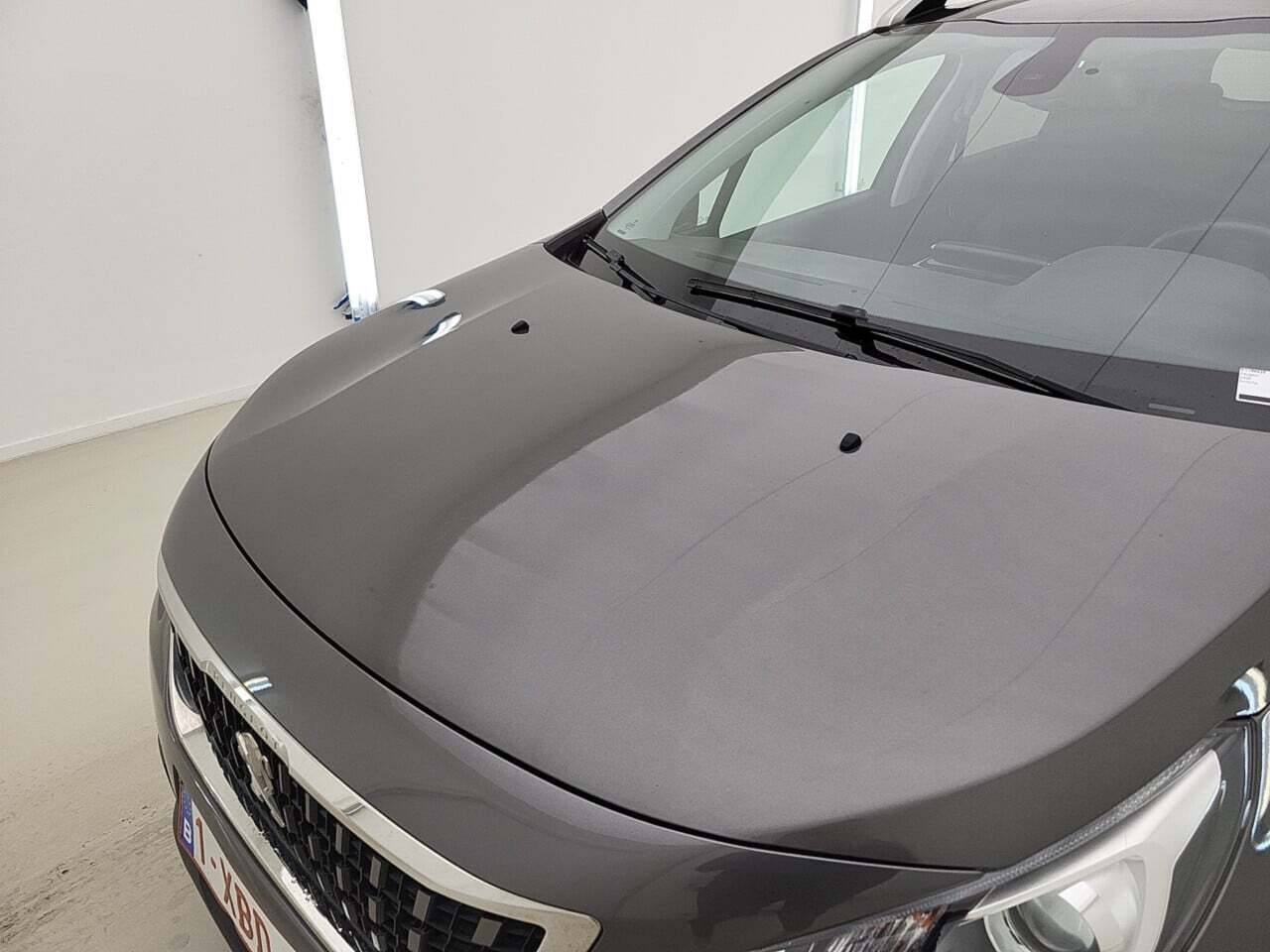 PEUGEOT 2008 1.2 PURETECH SIGNATURE S&S photo
