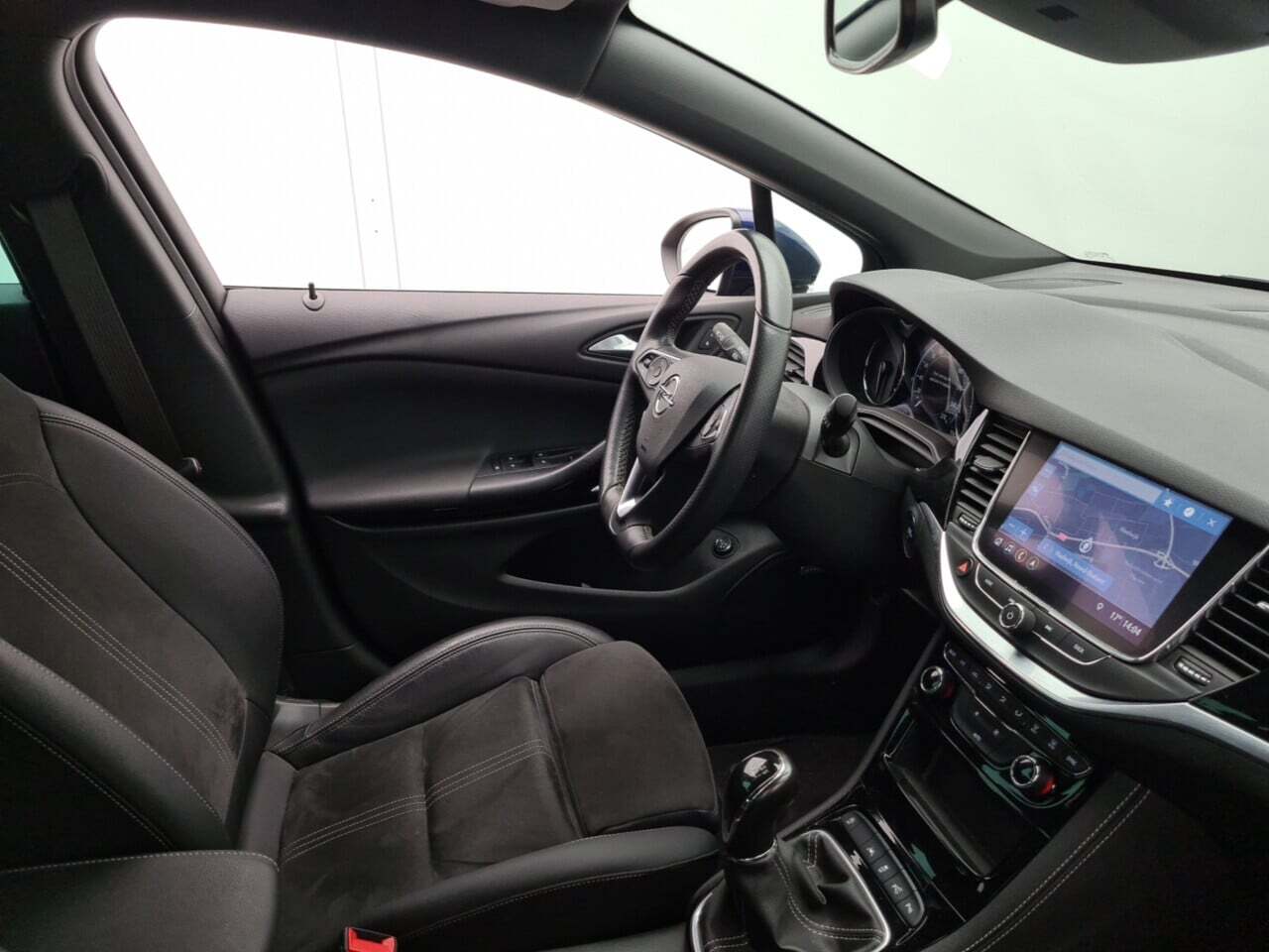 OPEL ASTRA SPORTS TOURER+ 1.5 TURBO D START/STOP ULTIMAT photo