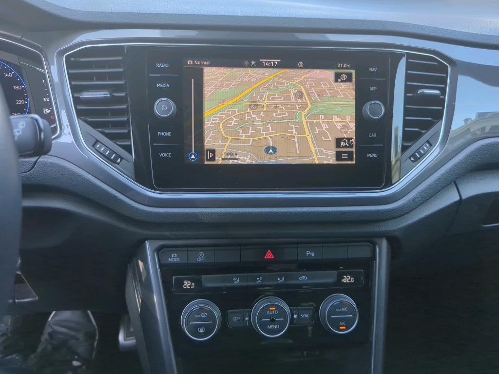VOLKSWAGEN T-Roc 110 kW photo