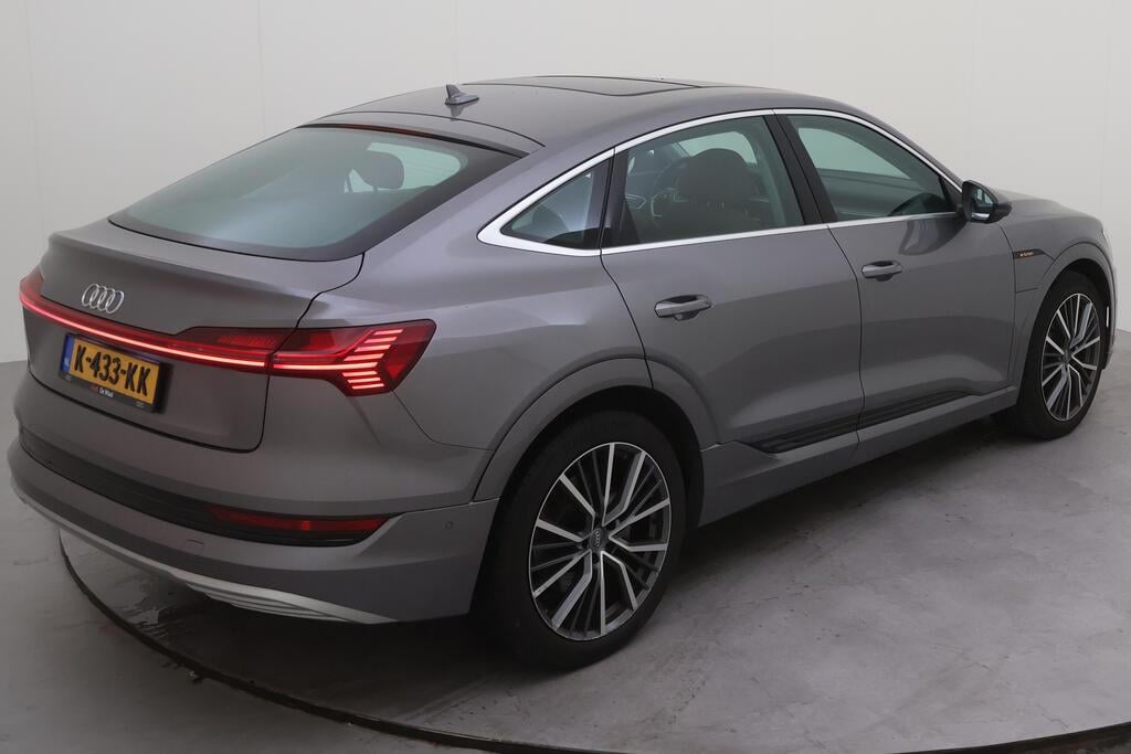 AUDI e-tron Sportback 230 kW photo