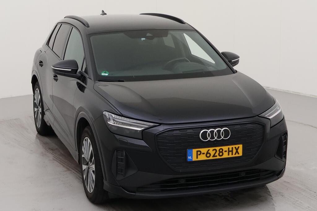 AUDI Q4 e-tron photo