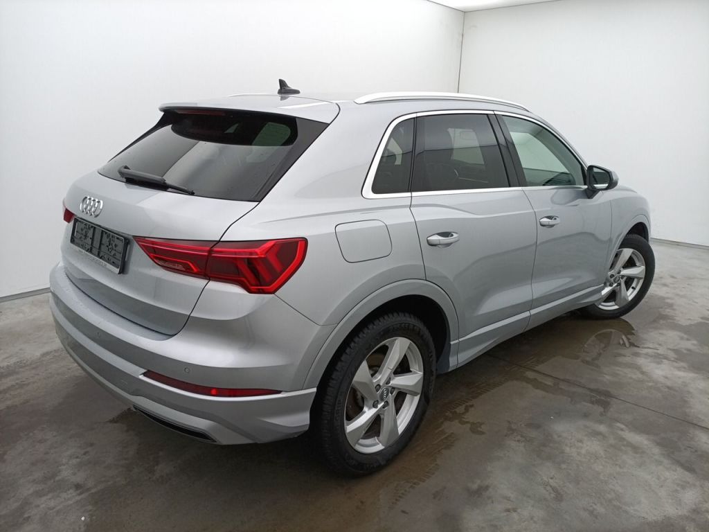 Audi Q3 35 TDI S tronic Advanced Business Editio 5d photo