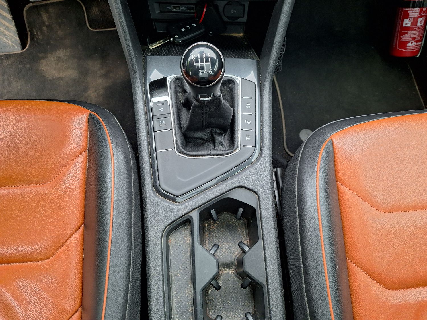VW, Tiguan '16, Volkswagen Tiguan 1.5 TSI ACT OPF 96kW Comfortline photo