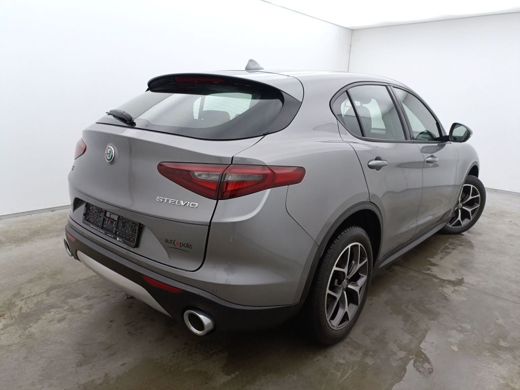 ALFA ROMEO STELVIO 2.0 T 280 AWD Super (EU6d) 5d Auto photo