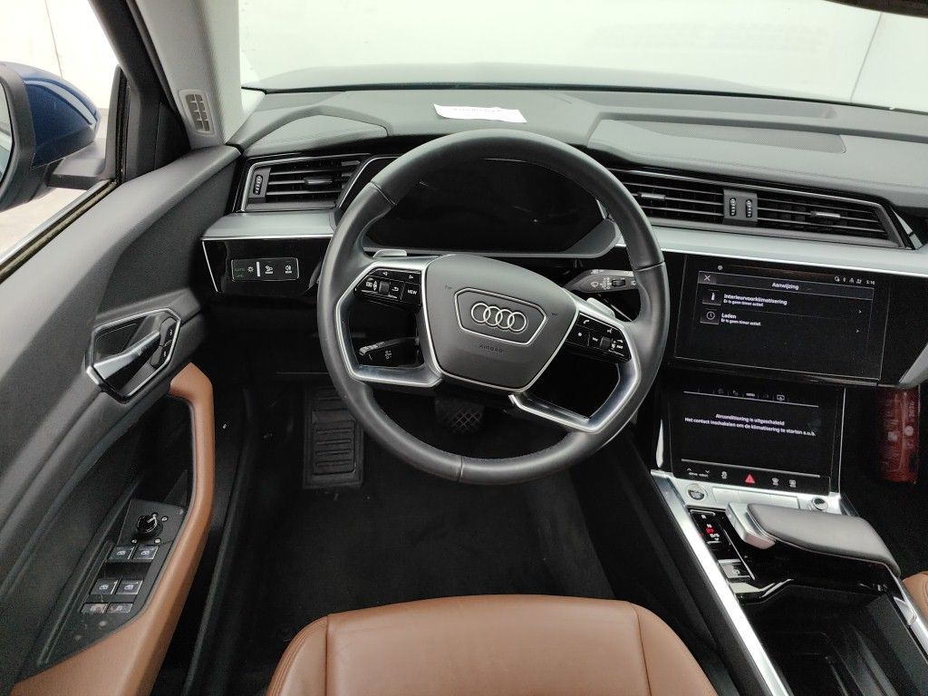 Audi E-Tron 55 Quattro 5d (2GRQ866) photo