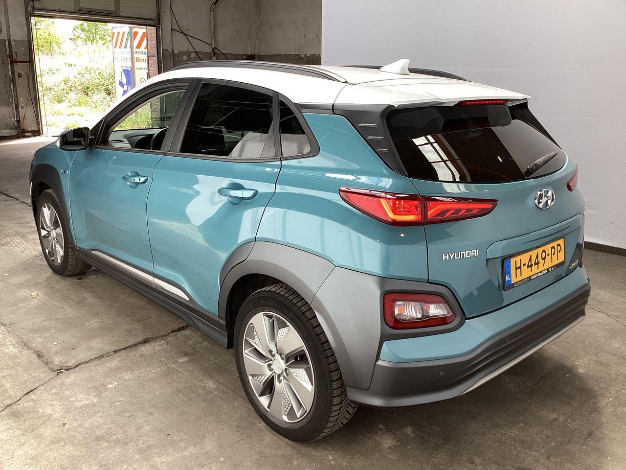 HYUNDAI Kona EV Premium 64 kWh photo