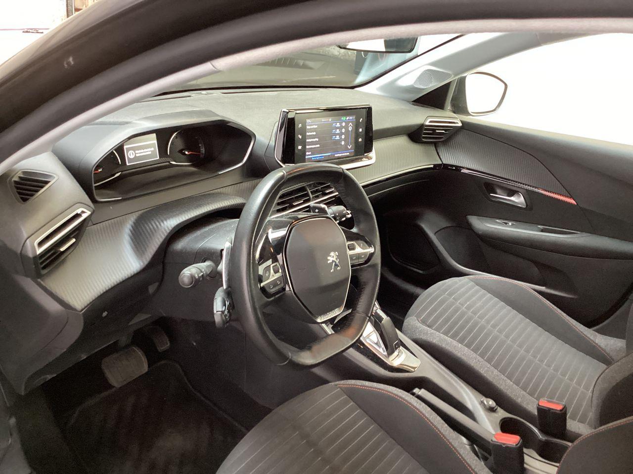 PEUGEOT 208 1.2 PureTech Blue Lease Active photo