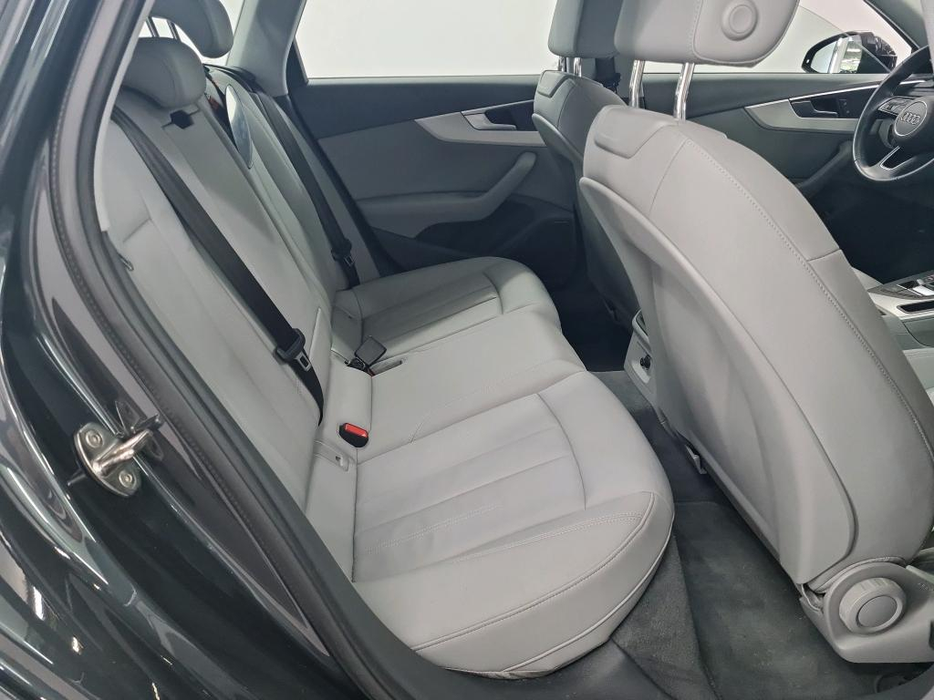 AUDI A4 AVANT DIESEL - 2020 35 TDi S tronic Business photo