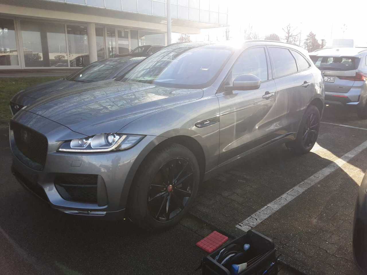 Jaguar R-Sport AWD F-PACE