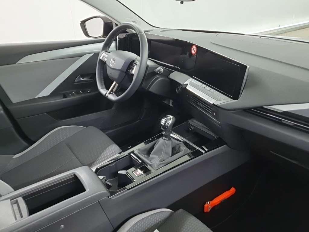 OPEL ASTRA 1.2 turbo S/S 81kW Edition 5D photo