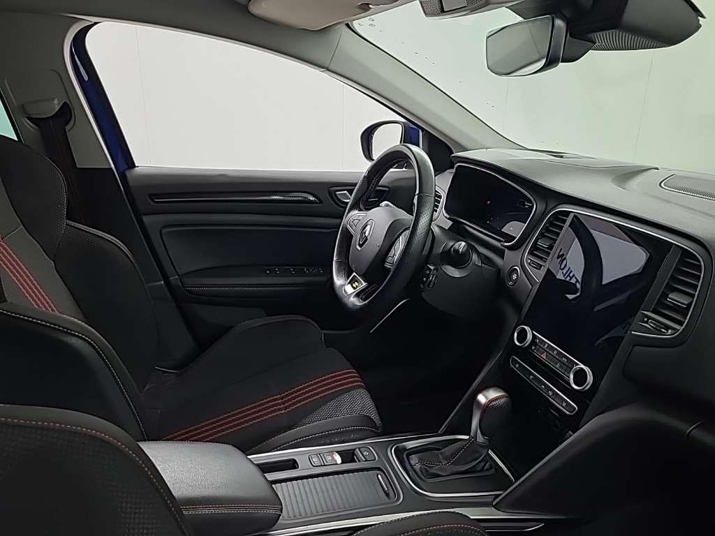 RENAULT Mégane Estate TCe 160 EDC R.S. Line 5D 118kW photo