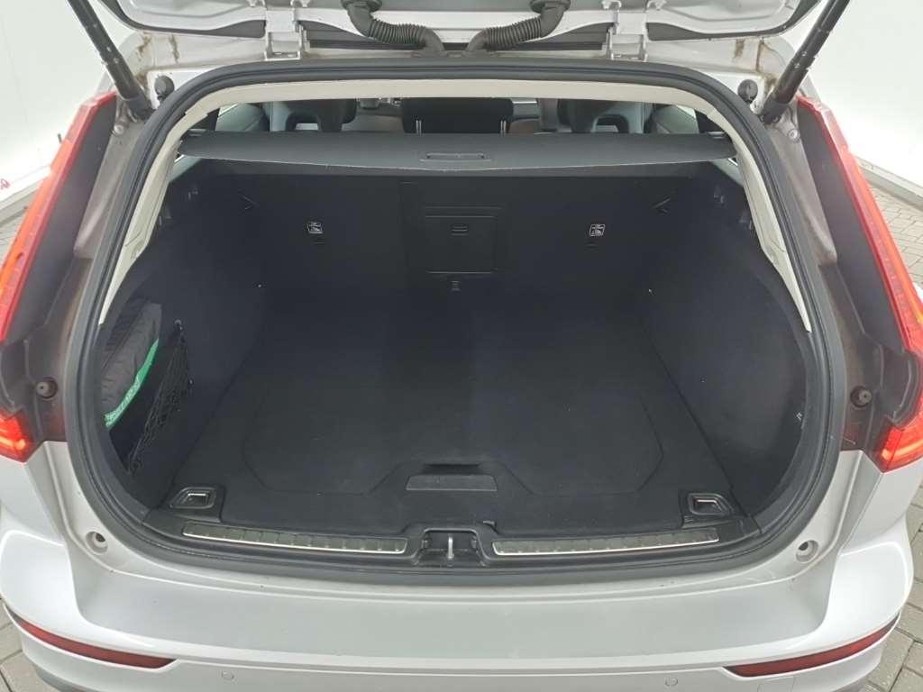 VOLVO V60 B3 Automaat Business Pro 5D 120kW photo
