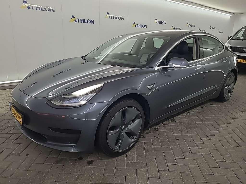 Tesla Model 3 Standard Range Plus RWD 4D 225kW