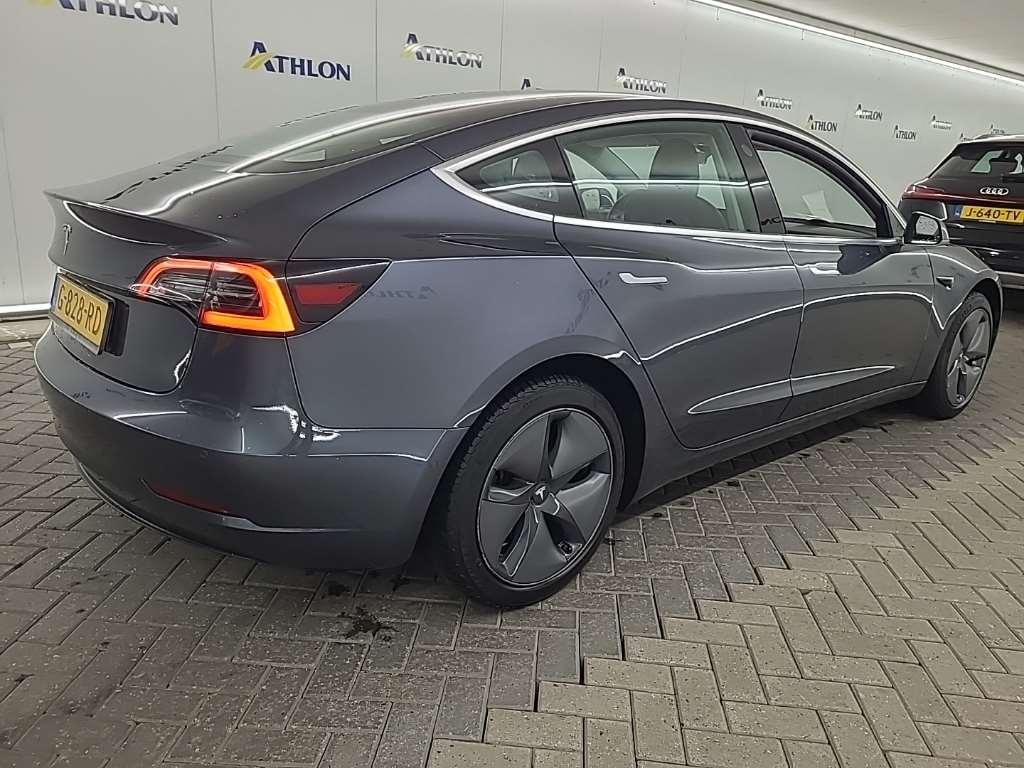 Tesla Model 3 Standard Range Plus RWD 4D 225kW photo