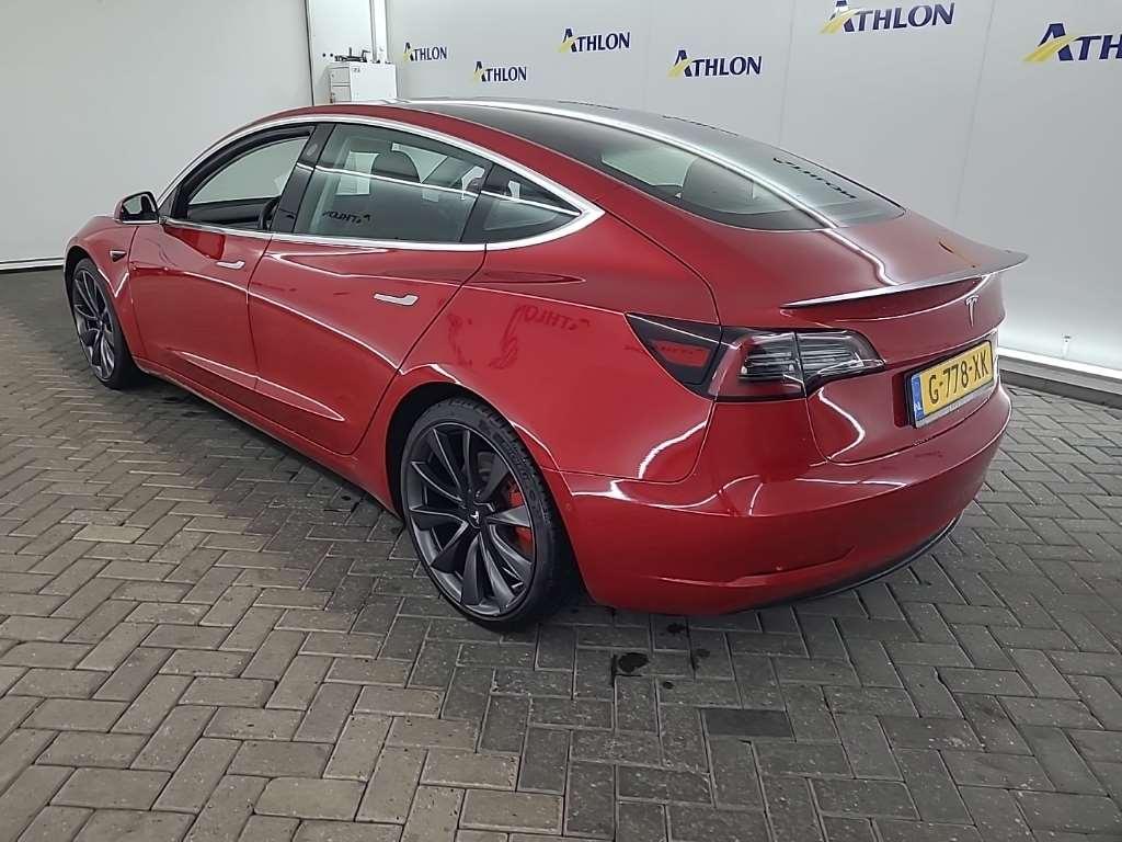 Tesla Model 3 Performance Dual Motor AWD 4D 360kW photo