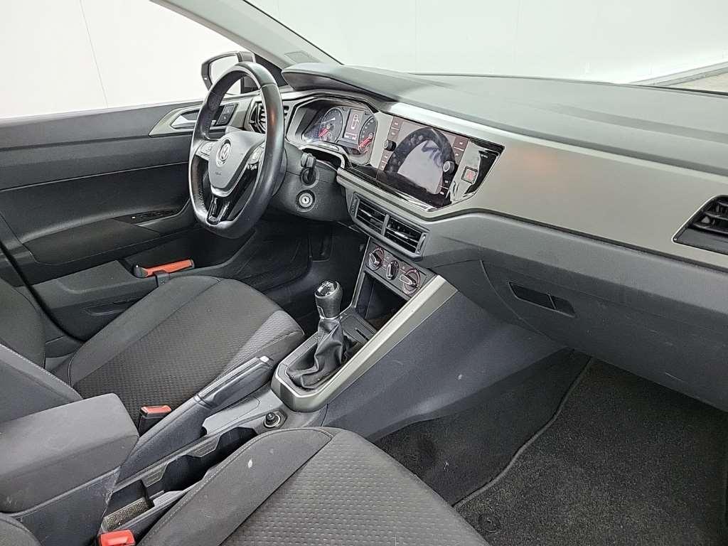 VOLKSWAGEN POLO 1.0 TSI 70kW Comfortline 5D photo