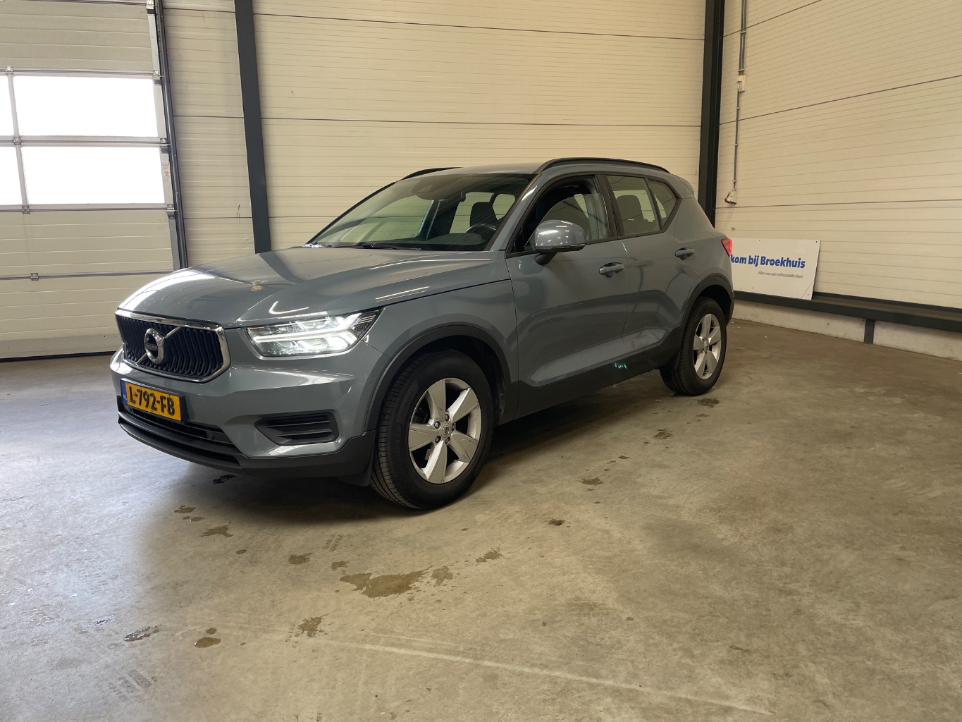 VOLVO XC40 1.5 T2 Moment. Core